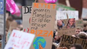 Umfrage: Jung und Alt bei nachhaltigen Themen tief gespalten