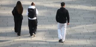 Jeder vierte Minderjährige auf Sozialleistungen angewiesen