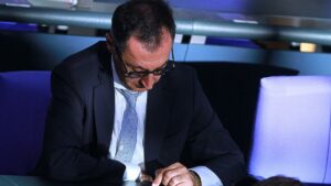 Rufe nach Rücktritt von Özdemir wegen Spitzenkandidatur