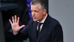 Union nennt Sicherheitspaket "durchlöchert wie Schweizer Käse"