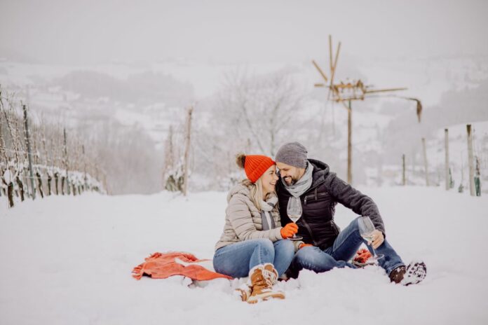 Ratscher Landhaus: Wer sagt, dass der Winter nur zum Skifahren da ist? Genießer entschleunigen in den südsteirischen Weinbergen Winterliches Picknick Quelle: Karin Bergmann (Ratscher Landhaus)