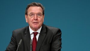 Schröder warnt SPD vor Demontage von Scholz