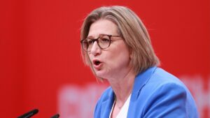 Saar-Ministerpräsidentin drängt auf rasche Schuldenreform