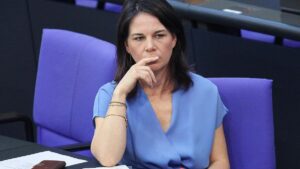 Baerbock hofft auf Fortschritte bei Weltklimakonferenz