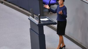 Wagenknecht fordert Neuwahlen