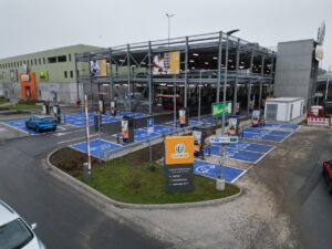 Großer EnBW-Schnellladepark bei GLOBUS in Eschborn in Betrieb