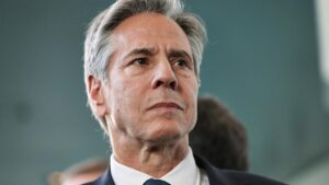 US-Außenminister kündigt neues Rüstungspaket für Ukraine an