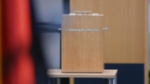 Linke will Voigt zum Ministerpräsidenten wählen