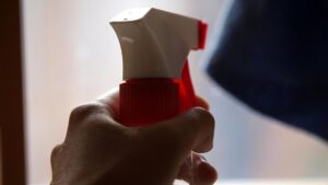 Nur jede zehnte Haushaltshilfe in Deutschland ist angemeldet