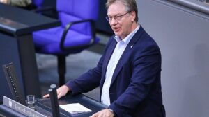 Linken-Politiker Lenkert ist Rekord-Redner im Bundestag