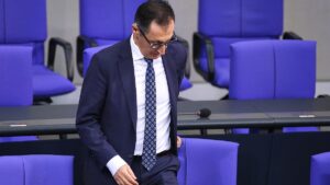 Özdemir ruft Zentralen Krisenstab wegen Maul-und-Klauenseuche ein