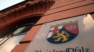Rheinland-pfälzischer Justizminister Mertin nach Zusammenbruch tot