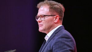 Finanzausgleich: Schneider wirft Söder "Erpressungsmethoden" vor