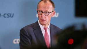 Charlotte Merz kritisiert Berichte über Frauenbild ihres Mannes