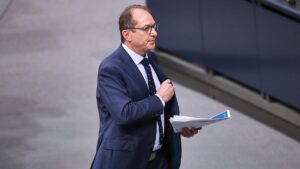 Dobrindt will Koalitionsausschuss zum "Korrektiv" machen