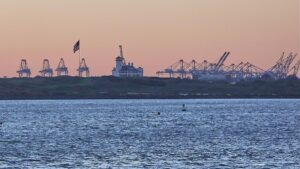 Trump verhängt Sondersteuer für Geschäftspartner des Iran