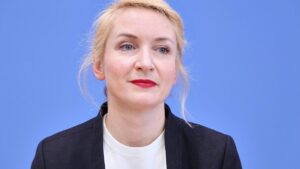 Linke kritisiert Schuldenvorschlag der Grünen