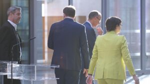 Forsa: Union und SPD verlieren – AfD und Grüne legen zu