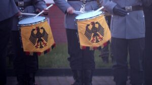 Scholz steht Großer Zapfenstreich zu – Noch nicht entschieden