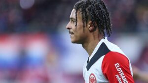 1. Bundesliga: Augsburg und Frankfurt trennen sich torlos
