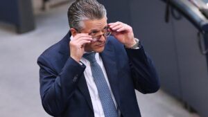 Frei verteidigt Vorstoß zur Reform der sozialen Sicherheitssysteme