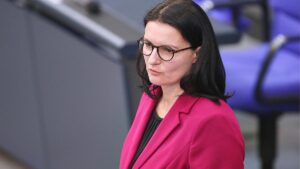 Grüne drängen zu rascher Aufnahme der Parlamentsarbeit