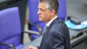 Frei schließt Steuererhöhung für hohe Einkommen aus