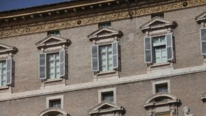 Weißer Rauch: Konklave hat neuen Papst gewählt