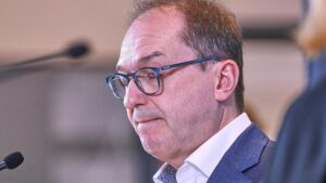 Ex-Justizminister Buschmann bezweifelt Dobrindt-Ankündigungen
