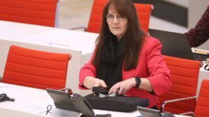 Brandenburgs Innenministerin erklärt Rücktritt