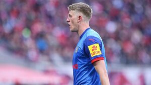 1. Bundesliga: Kiel schöpft in Augsburg neue Hoffnung gegen Abstieg