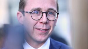 Digitalstaatssekretär Amthor: "Werden keine Fax-Geräte einführen"