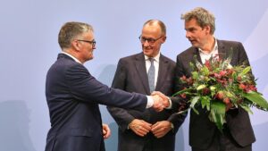 Bundespresseamt an neuen Regierungssprecher übergeben