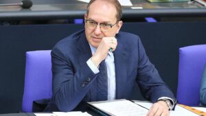 Dobrindt stoppt Familiennachzug von Migranten ohne Asylstatus