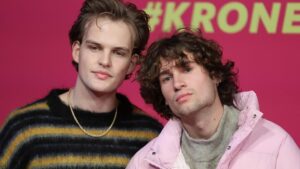 Feine Sahne Fischfilet an Album-Charts-Spitze – Jeremias auf Rang 2