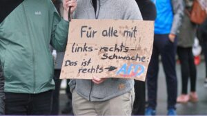 Berlins Justizsenatorin attestiert AfD-Verbotsdebatte "Kurzschluss"
