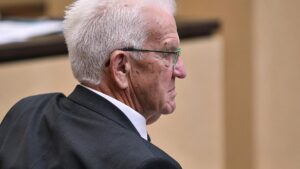 Özdemir und Kretschmann warnen Grüne vor Annäherung an Linke