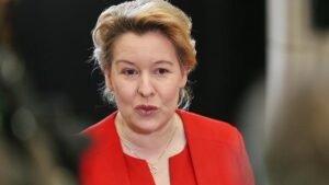 Giffey fordert "frühzeitig Klarheit" über weitere Sparmaßnahmen