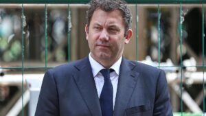 Klingbeil schließt Rückkehr zur alten Wehrpflicht aus