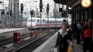 Hubig: Bahn soll Aus für Familienreservierung überdenken