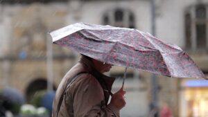 Wetterdienst warnt vor Stark- und Dauerregen im Nordosten