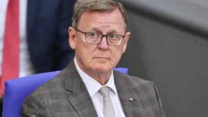 Ramelow schlägt Ausweitung der Schulpflicht um soziales Jahr vor