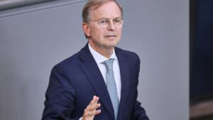 Beauftragter kritisiert Diskriminierung von Gläubigen weltweit