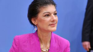 Wagenknecht will gegen Wehrdienst-Reform mobilisieren