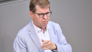 Stegner sieht in Trump-Putin-Treffen "einzige Friedensperspektive"