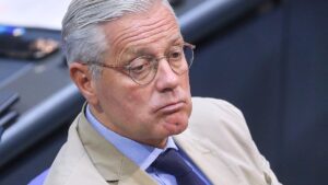 CDU-Außenpolitiker uneins bei Sicherheitsgarantien für Ukraine