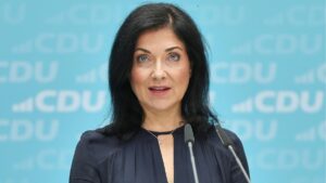 IW-Chef Hüther springt Reiche zur Seite