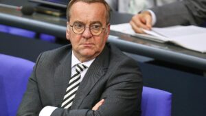 Röttgen kritisiert Pistorius in Wehrpflicht-Debatte scharf