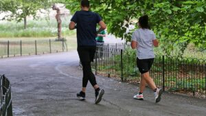 DKV-Report: Nur zwei Prozent der Deutschen leben rundum gesund