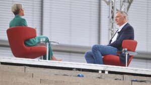 Van Aken schwört Linke auf "radikalen" Oppositionskurs ein